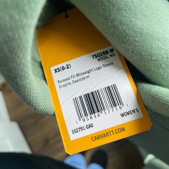 Carhartt hoodie - Picture 2 of 4